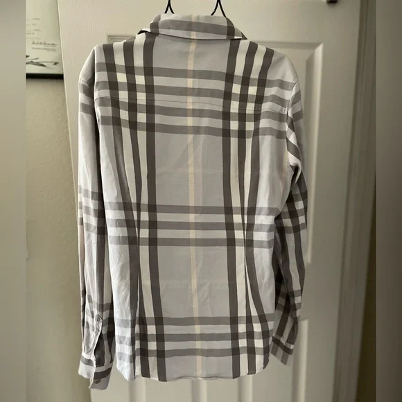 Burberry Women's Gray and White Check Shirt - Picture 3 of 8